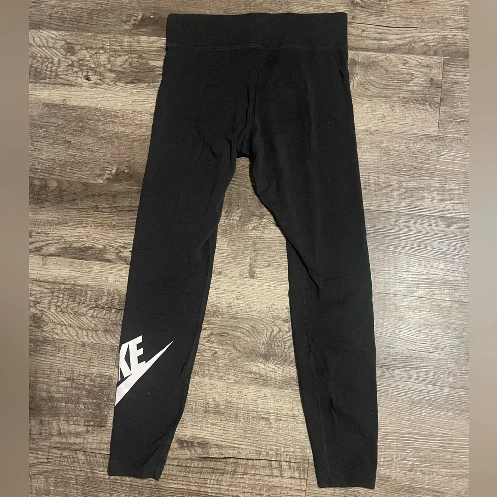Nike Black Leggings Swoosh Logo Women Medium Athletic Workout
